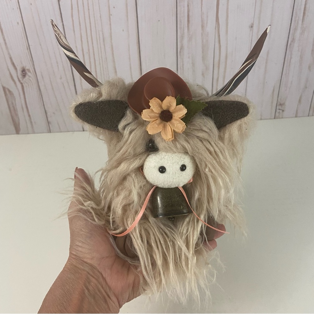 Highland Cow Coo Gnome Champagne Mongolian Fur Cowboy Hat Handmade Farmhouse - Picture 14 of 14